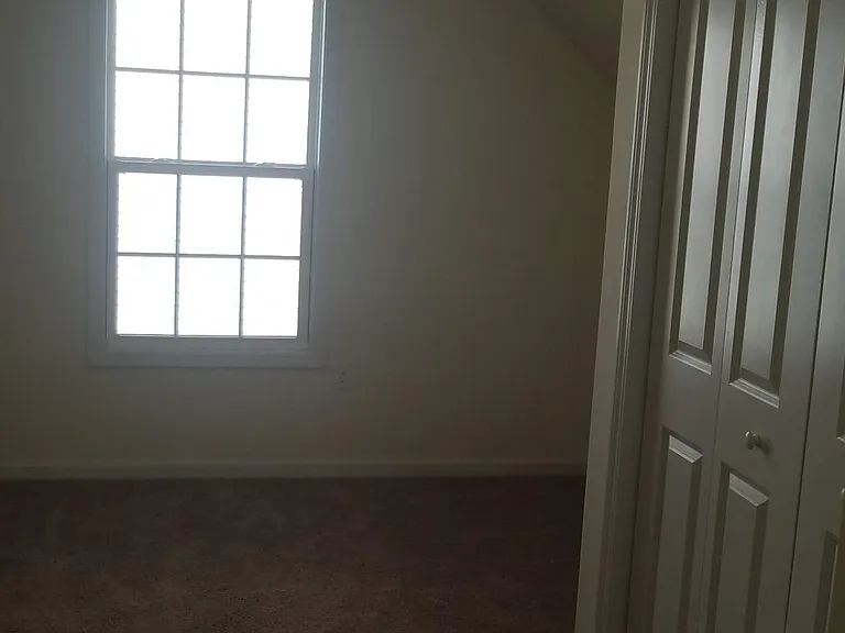 112 Oak Meadow Ln — Photo 39