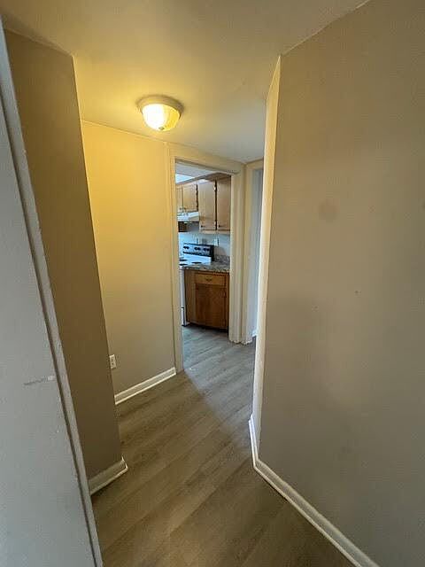1st image of 318 N Royal Ave APT 4