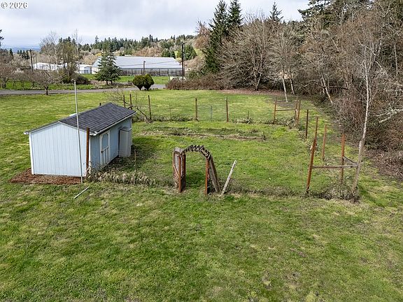4th image of 13550 SW Parmele Rd