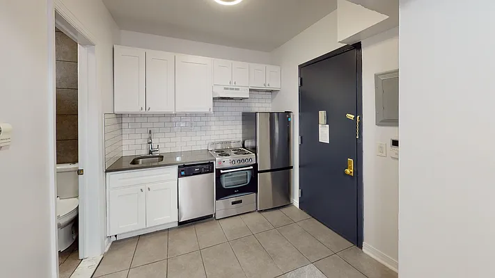 Rented by Compass | media 4