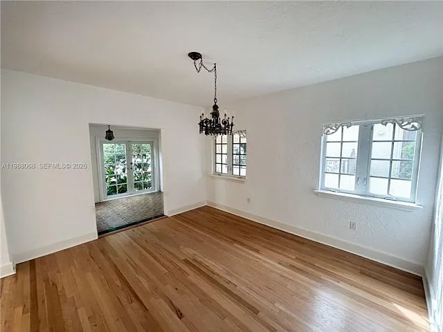 2504 Alhambra Cir — Photo 20