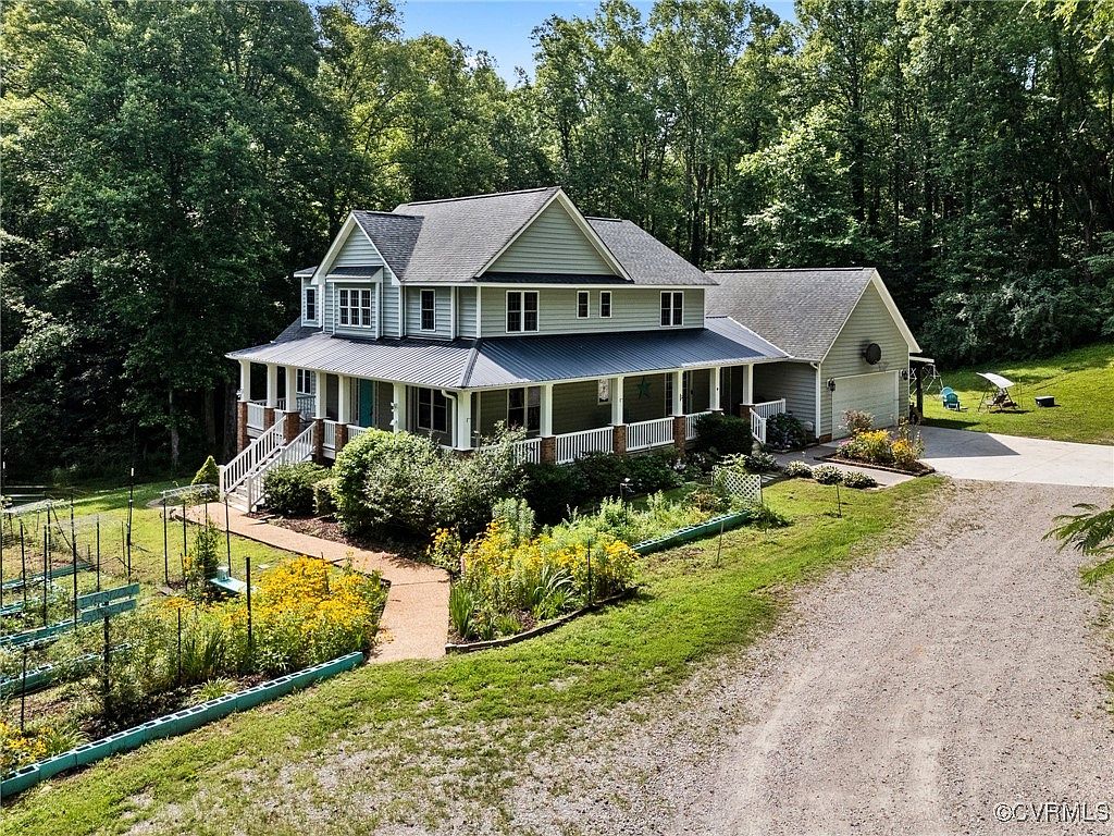 A*様 house on the hill Checker 90 90 Crow Hill Rd, Barto, PA 19504 | Redfin