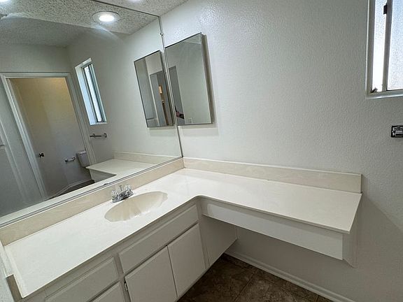 2nd image of 25675 Lawton Ave
