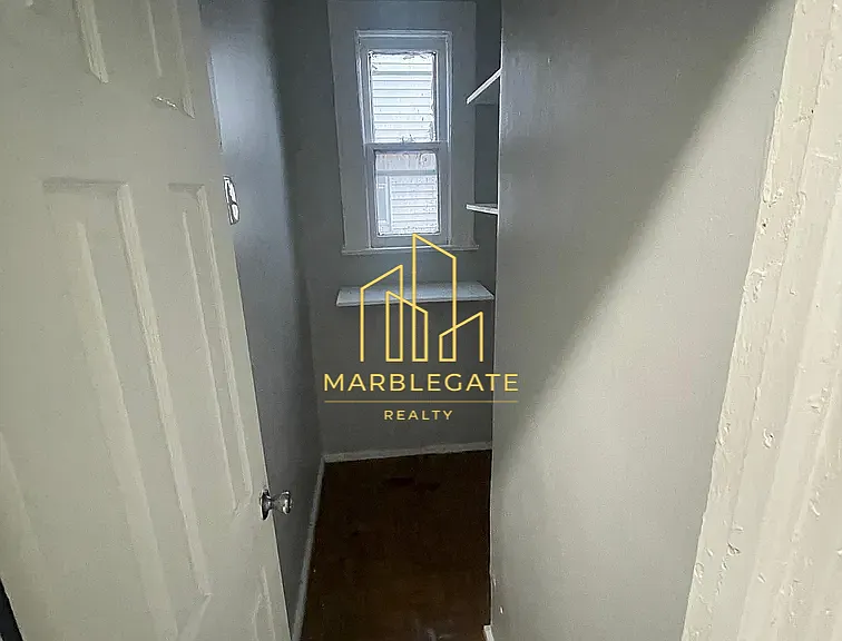 439 Springdale Ave #11L — Photo 3