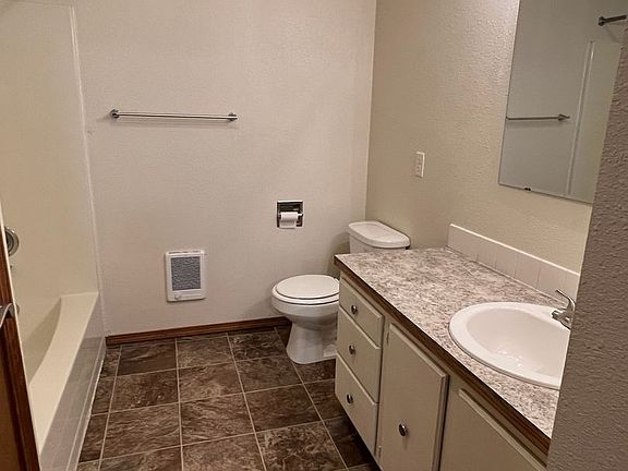 5th image of 310 N Georgia Ave APT 1