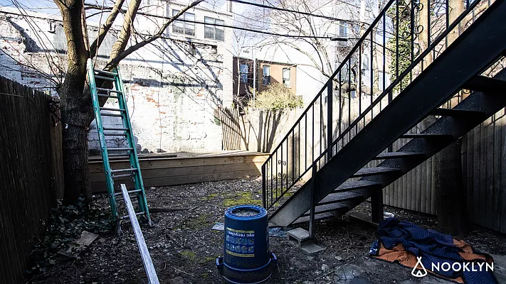 Rented by Nooklyn NYC LLC | media 24