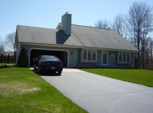 531 Four Mile Rd, Racine, WI 53402