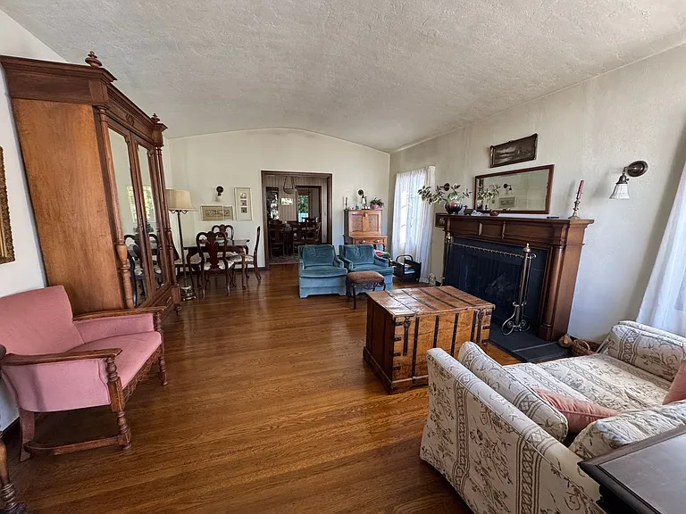 2856 Lincoln Ave — Photo 25