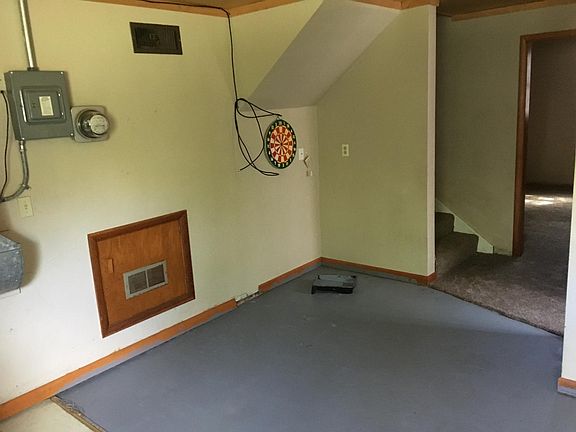 Utility room/office area