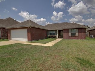 208 Rue Envie, Carencro, LA 70520