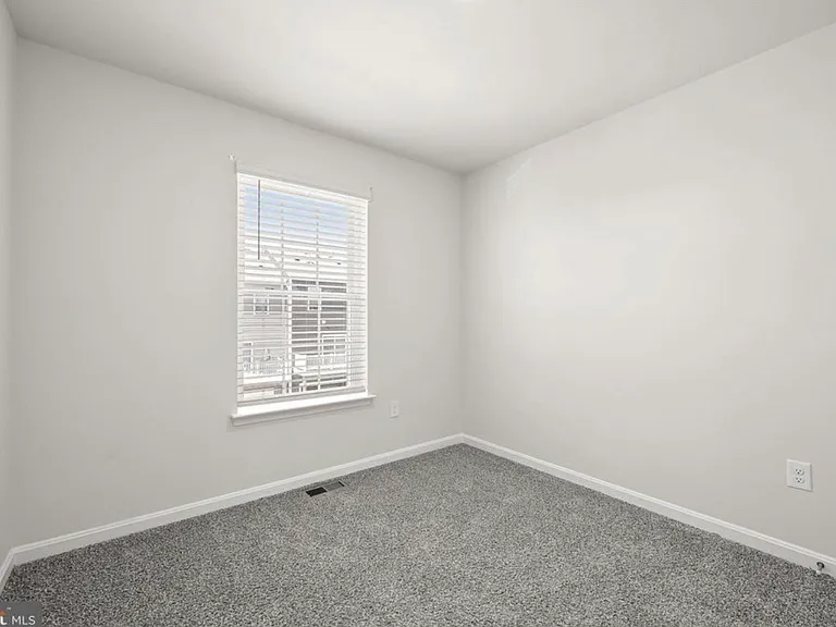 1944 Fauna Dr — Photo 21