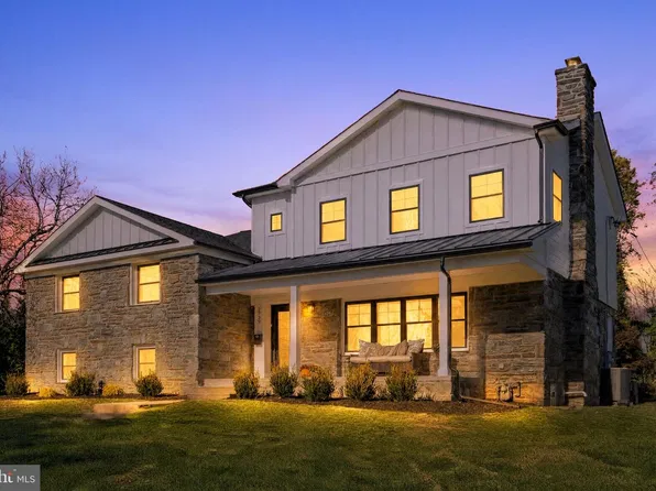 2739 Stony Creek Rd, Broomall, PA 19008