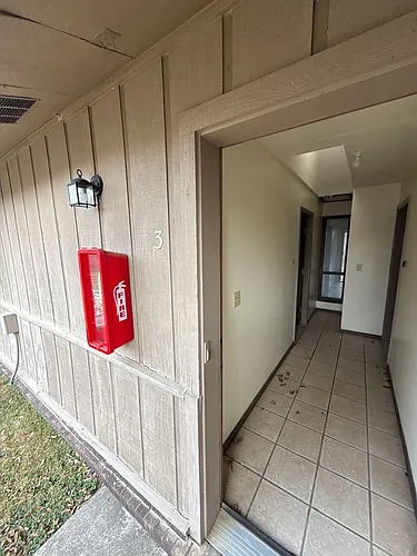 108 SE 4th St #Y1-Z-8 Photo 1