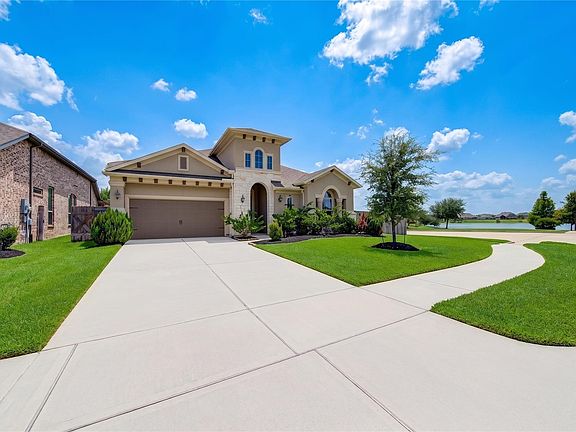 5th image of 19843 View Park Ln