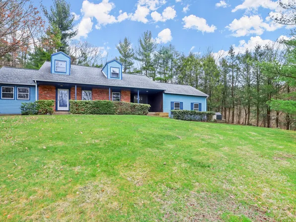 52 Topledge Road, Redding, CT 06896