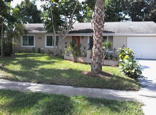 222 Mensh Ave, Sebastian, FL 32958