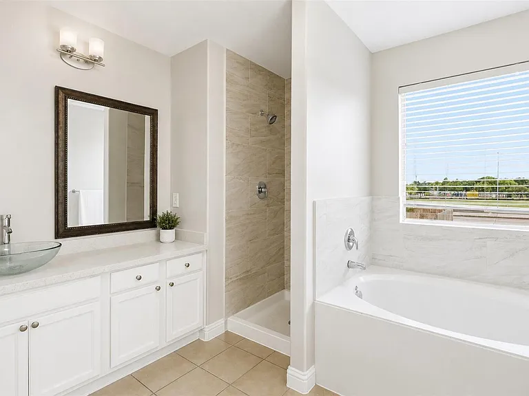 12511 Jade Treasure Dr — Photo 16
