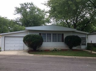 1155 Reba Ln, Elgin, IL 60123