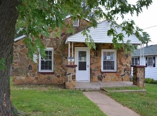 2141 N Oakland Ave, Springfield, MO 65803
