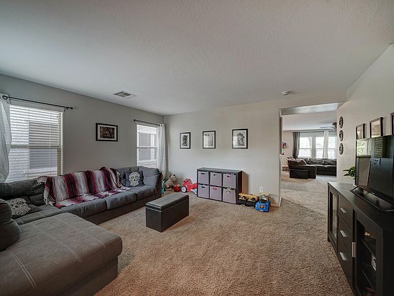 3rd image of 21123 E Avenida Del Valle
