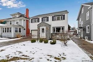 1st image of 400 Voorhees Ave
