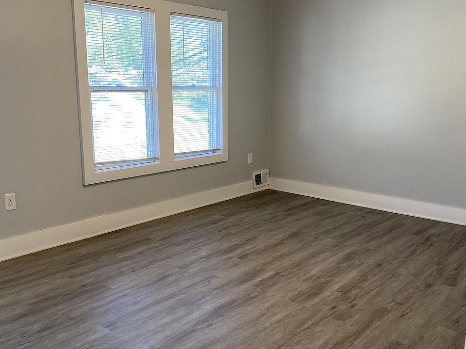 Front Bedroom