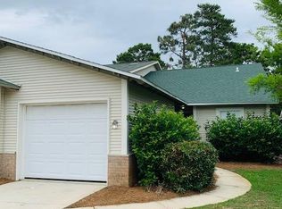 210 Via Largo #30-B, Pt Washington, FL 32459