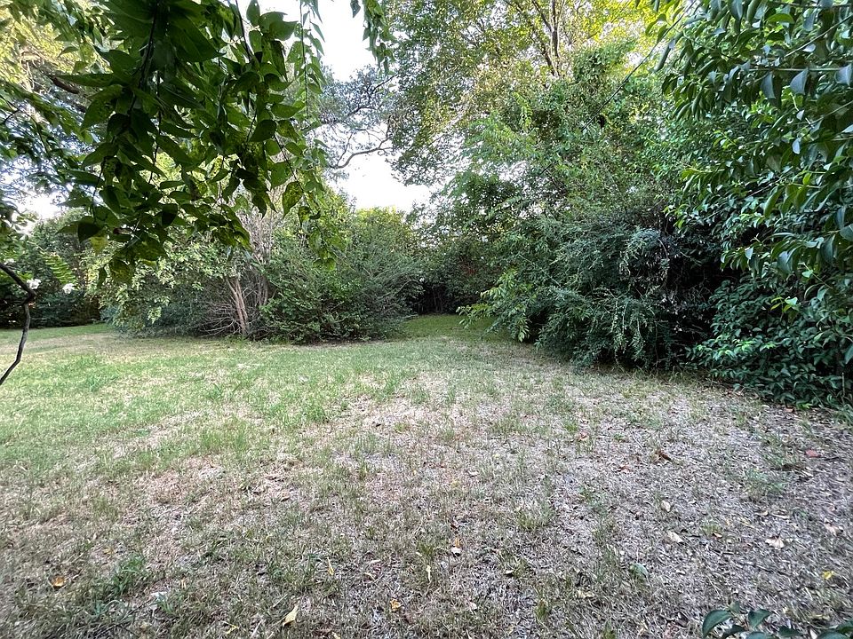 2nd image of 7506 Northaven Rd
