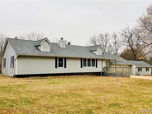 5511 Cedar Ridge Ln, Red Bud, IL 62278