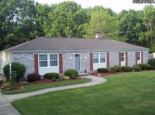 8206 Southwood Dr NW, North Canton, OH 44720