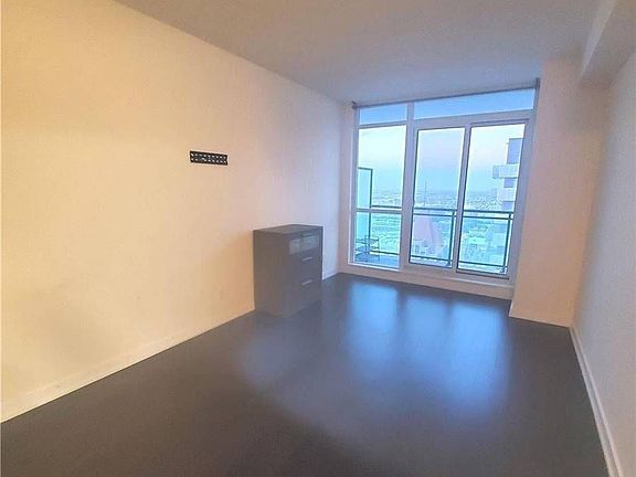 4th image of 4070 Confederation Pkwy #4201