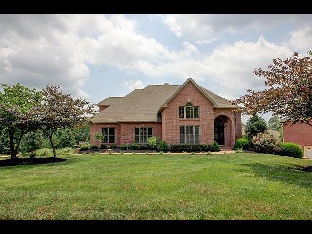1st image of 840 Glastonbury Ct