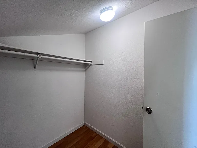 41 Jacklin Cir — Photo 64
