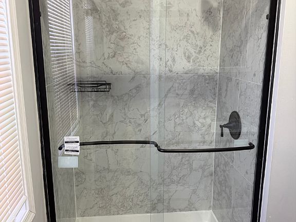4th image of 101 N Edgewood St #1B