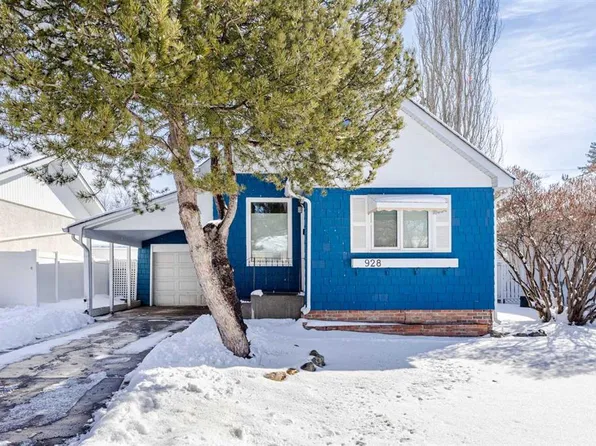 928 W 18a St NE, Calgary, AB T2E 4W4