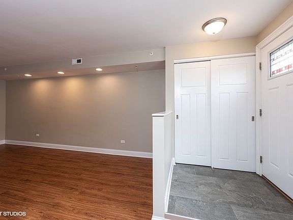 2nd image of 737 Devon Ave