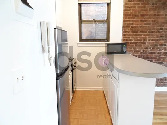 Rented by DSA Realty | media 24