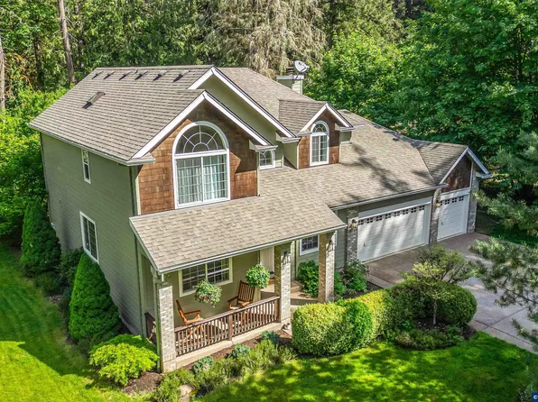 18389 S Winnifred Ave, Molalla, OR 97038