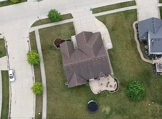 31209 Day Lily Dr, Brownstown, MI 48173