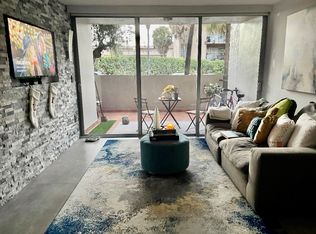 802 NW 87th Ave APT 118, Miami, FL 33172