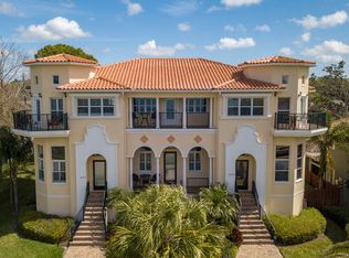 2095 Edgewater Dr, Clearwater, FL 33755