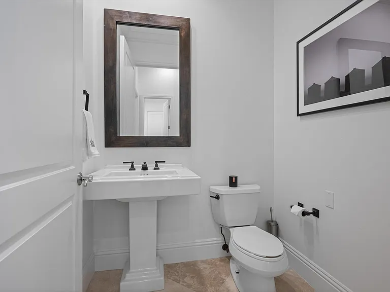 12200 Sunnydale Dr — Photo 28