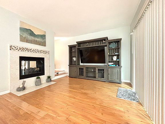 5th image of 153 Bar Harbor Ct