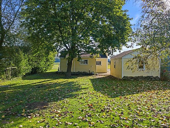5th image of 8012 Fox River ROAD