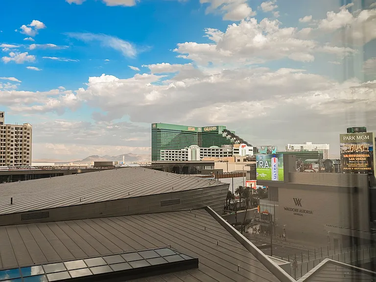 3722 Las Vegas Blvd S #306 — Photo 38