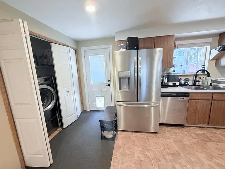 205 Christopher Ct — Photo 7