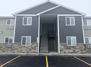 3 bed, 1.5 bath, 1125 sqft, $1,350, Idaho Falls, ID 83401