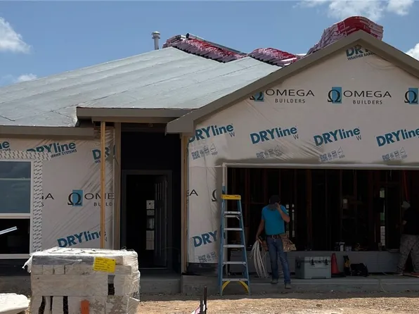 1220 Patriot Dr, College Station, TX 77845