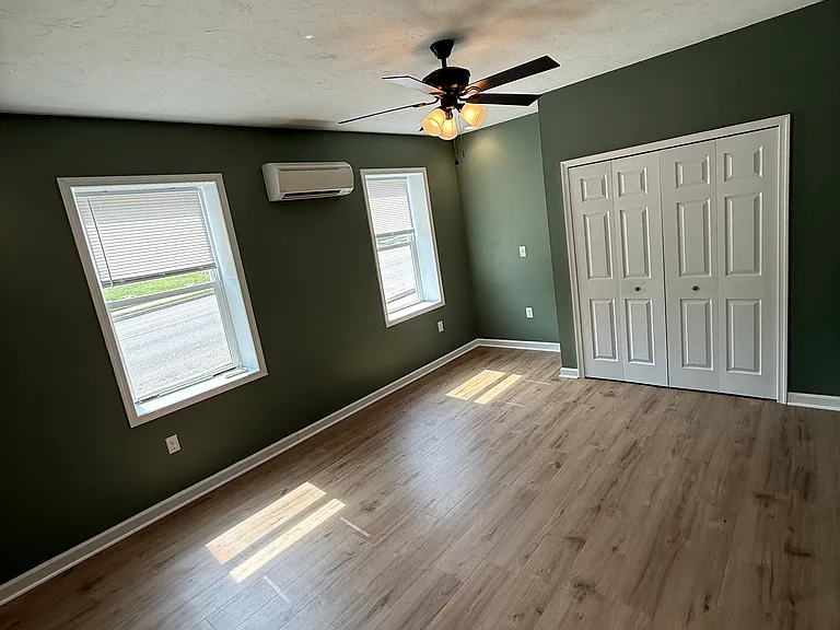 220 N Main St #D — Photo 8