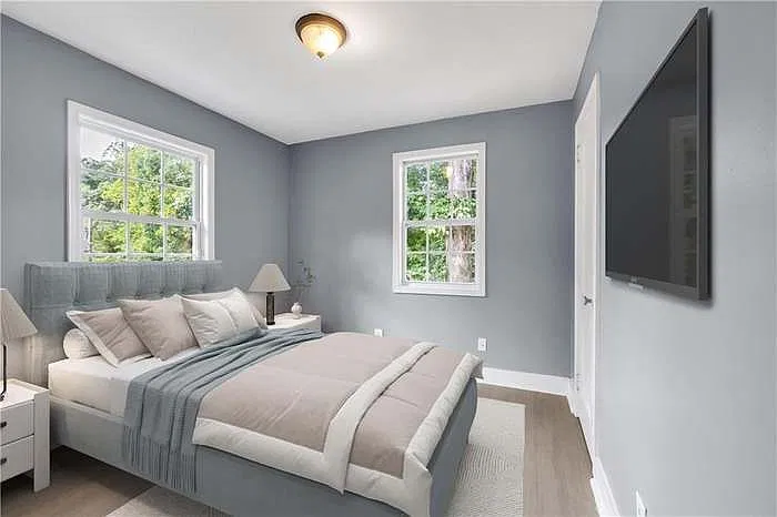 3 bed, 784 sqft, $2,000 — Photo 3